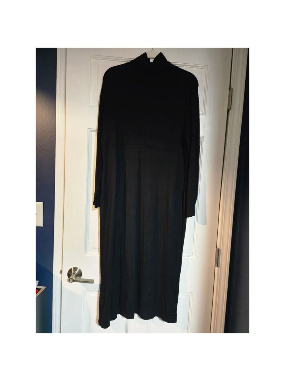 Women With Control Black Long Sleeve Dress. Large Petite